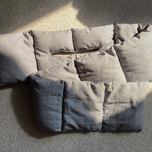 Quilted pull through scarf! - Picture 2 of 3